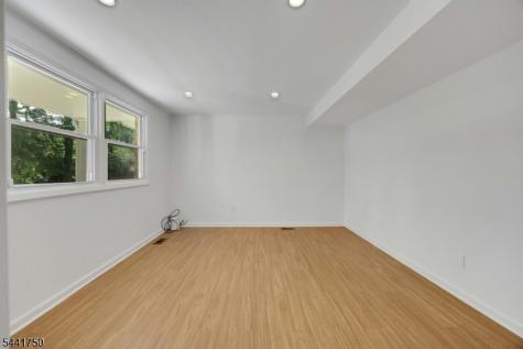 5 Fairview Avenue West Orange NJ 07052