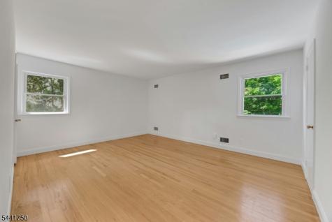 5 Fairview Avenue West Orange NJ 07052