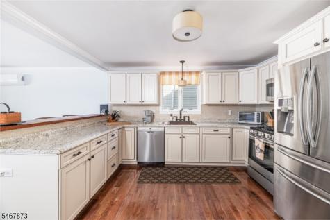 37 Lake Park Terrace West Milford NJ 07421
