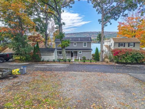 37 Lake Park Terrace West Milford NJ 07421
