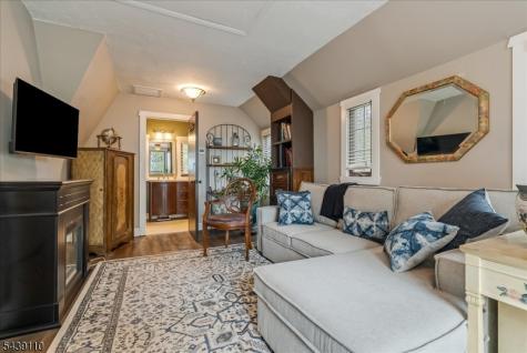 4 Indian Trail Sparta NJ 07871