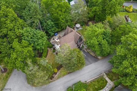 4 Indian Trail Sparta NJ 07871