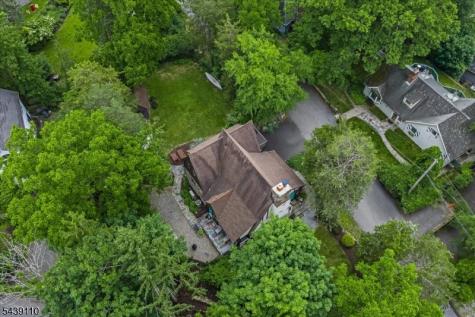 4 Indian Trail Sparta NJ 07871