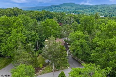 4 Indian Trail Sparta NJ 07871