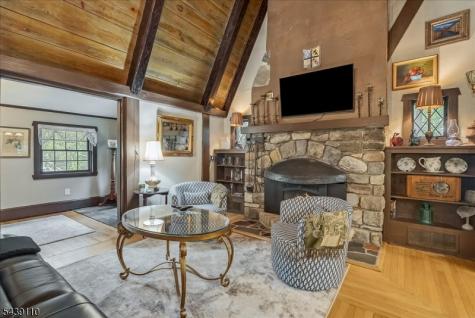 4 Indian Trail Sparta NJ 07871