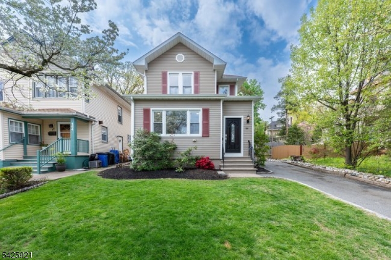 166 Valley Road Montclair NJ 07042