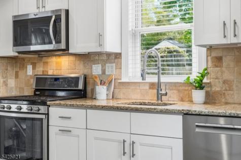166 Valley Road Montclair NJ 07042