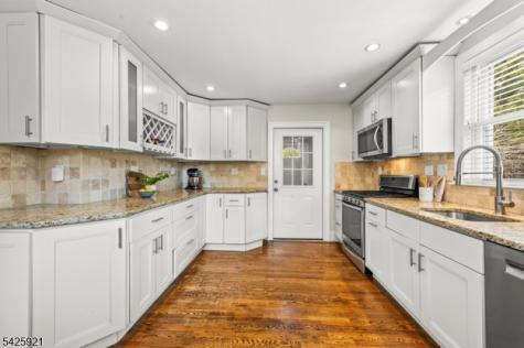166 Valley Road Montclair NJ 07042