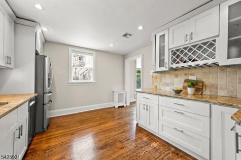 166 Valley Road Montclair NJ 07042