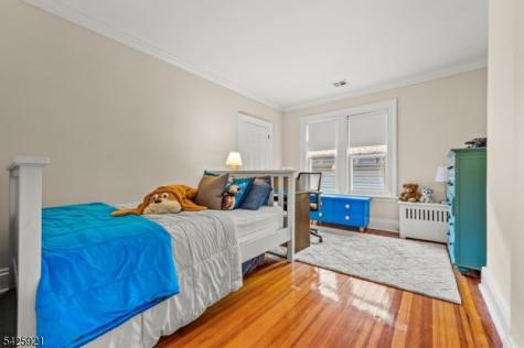 166 Valley Road Montclair NJ 07042