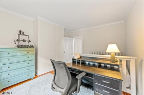 166 Valley Road Montclair NJ 07042