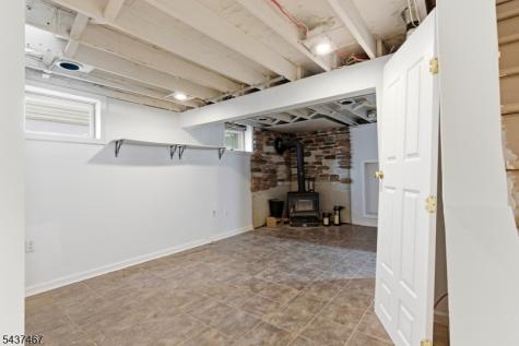 413 Wills Avenue Hopatcong NJ 07874