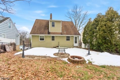 413 Wills Avenue Hopatcong NJ 07874