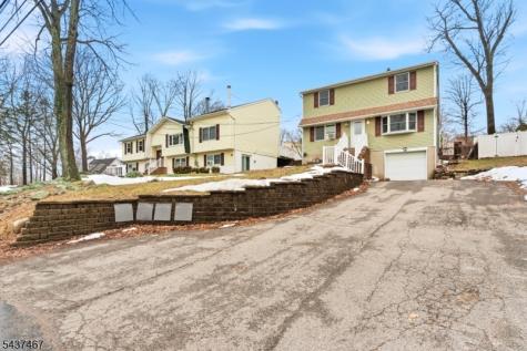 413 Wills Avenue Hopatcong NJ 07874
