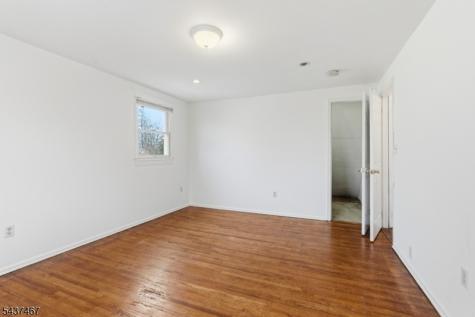413 Wills Avenue Hopatcong NJ 07874