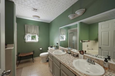9 Lane Road Hillsborough NJ 08844