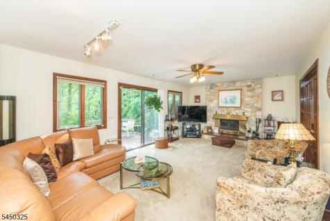 9 Puddingstone Way Florham Park NJ 07932