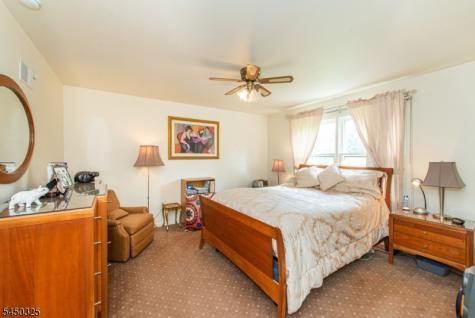 9 Puddingstone Way Florham Park NJ 07932