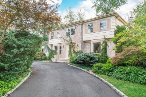 9 Puddingstone Way Florham Park NJ 07932