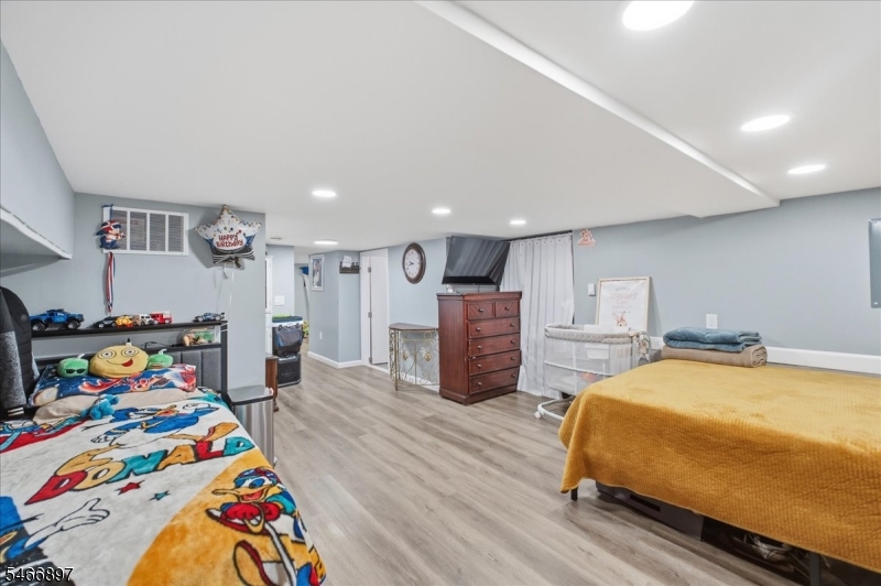 87 E 17th Street Paterson NJ 07524