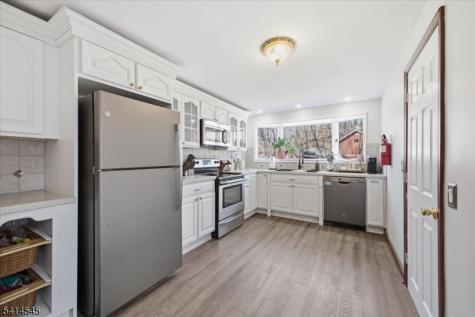 329 Water Street Belvidere NJ 07823