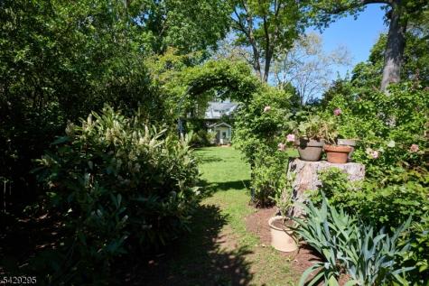 1 Edgewood Place Maplewood NJ 07040
