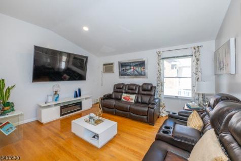 690 Garden Street Maywood NJ 07607