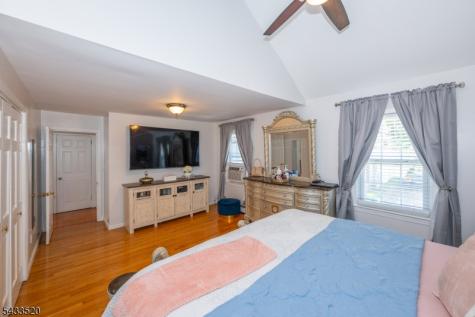 690 Garden Street Maywood NJ 07607