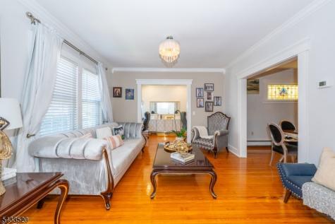 690 Garden Street Maywood NJ 07607
