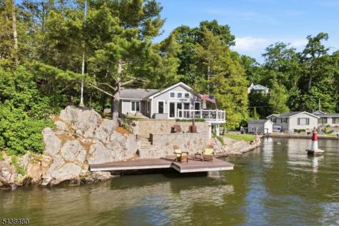 53 Shore Avenue Greenwood Lake NJ 10925