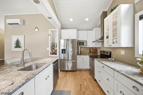 53 Shore Avenue Greenwood Lake NJ 10925