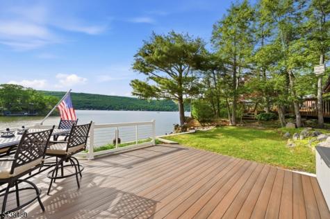 53 Shore Avenue Greenwood Lake NJ 10925