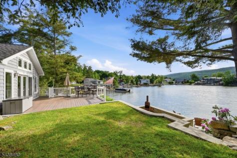 53 Shore Avenue Greenwood Lake NJ 10925