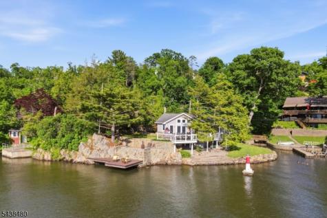 53 Shore Avenue Greenwood Lake NJ 10925