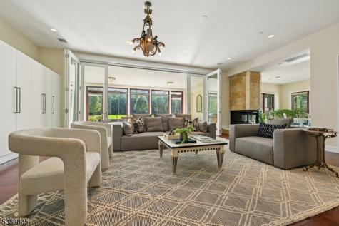 882 S Orange Avenue Millburn NJ 07078