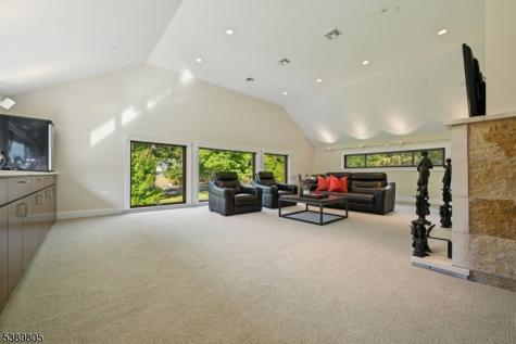 882 S Orange Avenue Millburn NJ 07078