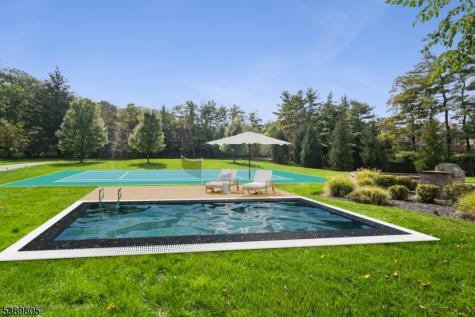 882 S Orange Avenue Millburn NJ 07078