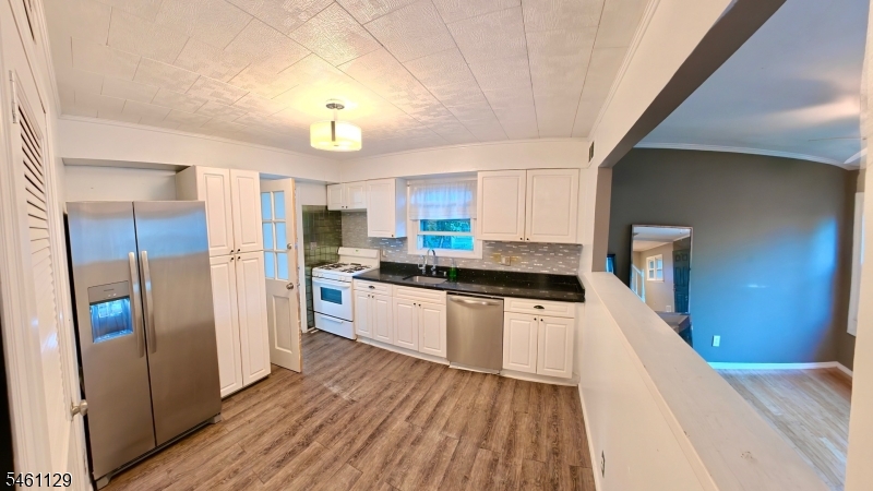 12 Central Avenue Pompton Lakes NJ 07442