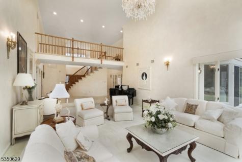 4 Ascot Lane Mendham NJ 07960