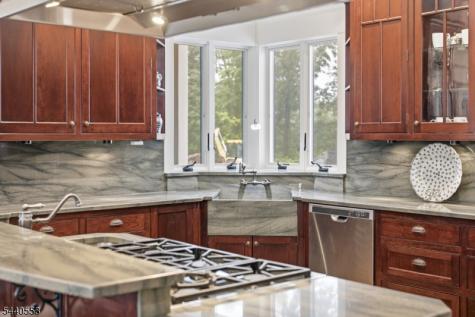 539 So Beverwyck Road Parsippany-troy Hills NJ 07054