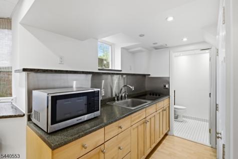 539 So Beverwyck Road Parsippany-troy Hills NJ 07054