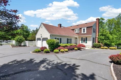 17 Cedar Road Readington NJ 08889
