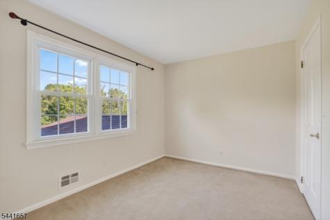 17 Cedar Road Readington NJ 08889