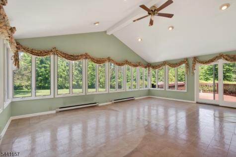 17 Cedar Road Readington NJ 08889