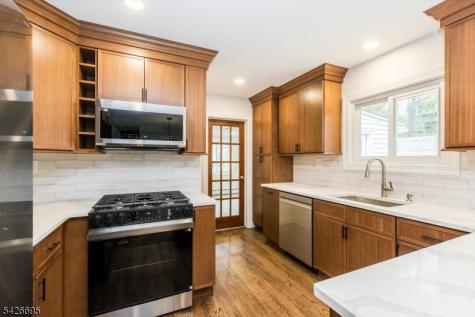 62 Elmwood Terrace Wayne NJ 07470