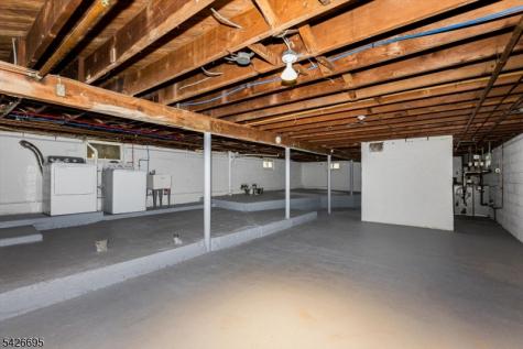 62 Elmwood Terrace Wayne NJ 07470