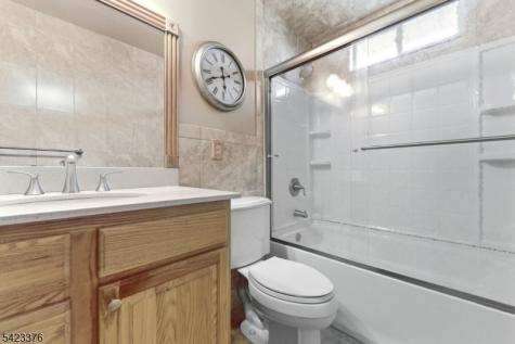 403 Red School Lane Lopatcong NJ 08865