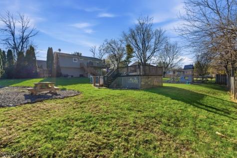 403 Red School Lane Lopatcong NJ 08865