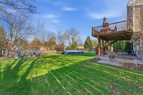 403 Red School Lane Lopatcong NJ 08865
