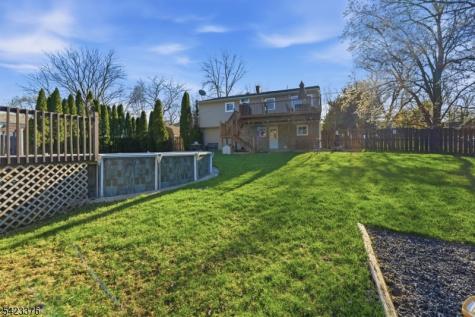403 Red School Lane Lopatcong NJ 08865